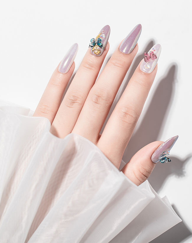 Decoraci&oacute;n de u&ntilde;as MOBRAY